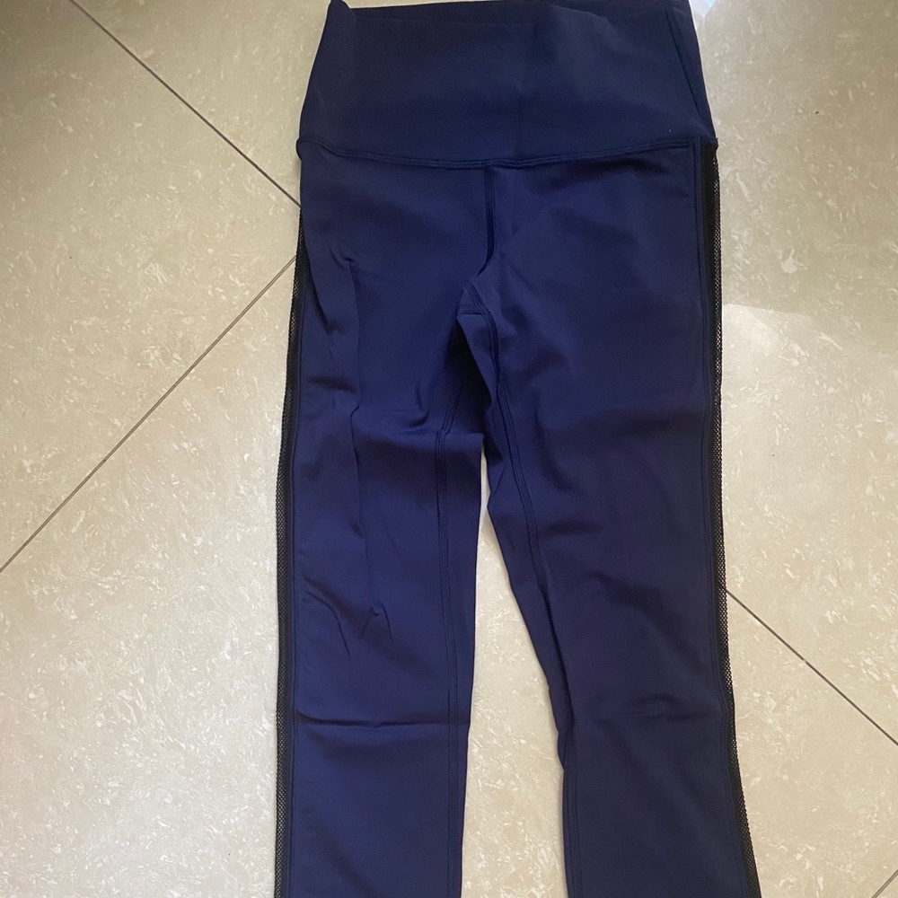 lululemon High Times, 25” inseam, mesh panels down side, limited edition, size 4